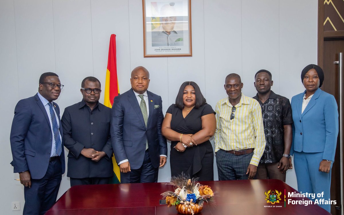 S_OkudzetoAblak's tweet image. I invited the family of the late Nana Agyei Ahyia to a meeting at the Foreign Ministry earlier today. 

After directly conveying my deepest condolences, I briefed the family on interventions carried out by the Ministry following the tragic loss of Nana Agyei which include: 

 1)…