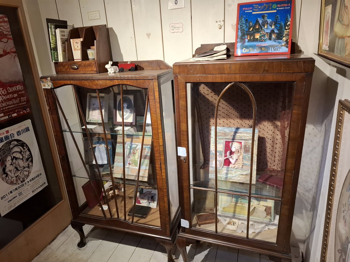 ayaquo's tweet image. cafe du lievreうさぎ館は吉祥寺駅より徒歩１５分ほどですが、吉祥寺駅からバスでもお越しいただけます。
(文化園前で下車・徒歩3分)
レストラン内のギャラリーのため、恐れ入りますがフードのオーダーをお願いしています。

作品のお問い合わせは吉田キミコさんのＸまで、お願いいたします。