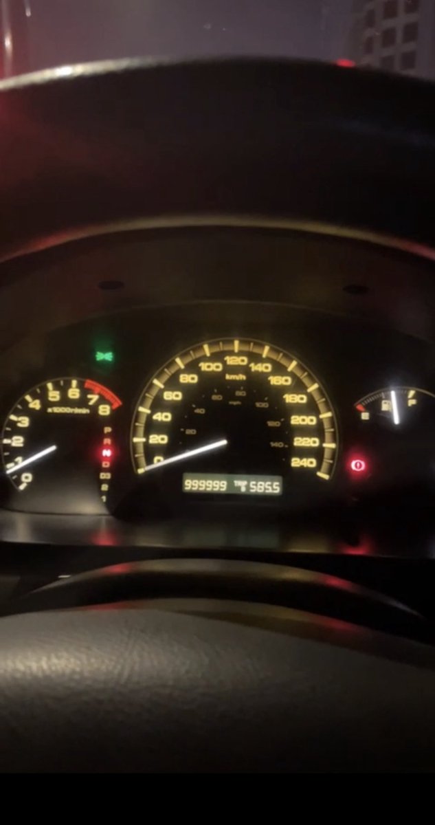 Yazan Bin Khalid tweet media