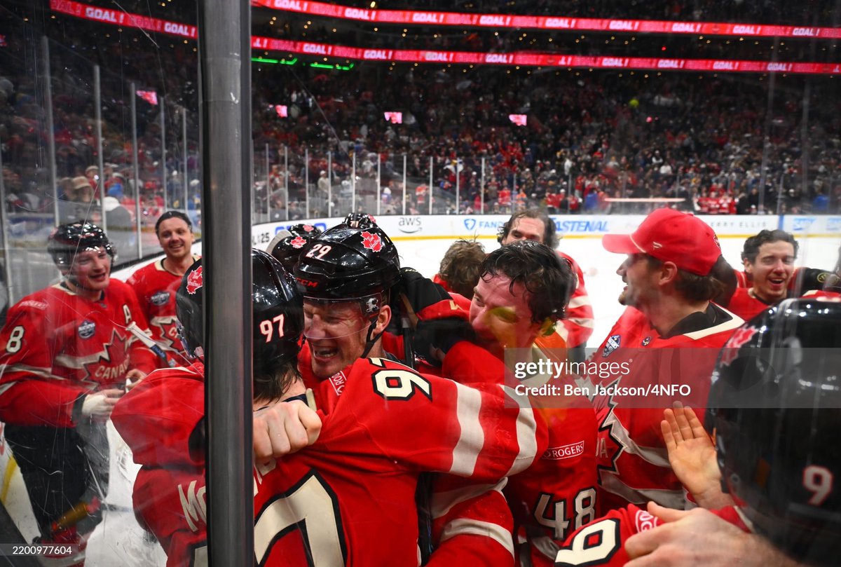 Everyone arguing about who’s better, McDavid vs MacKinnon. 

Meanwhile this was them at 4 Nations: