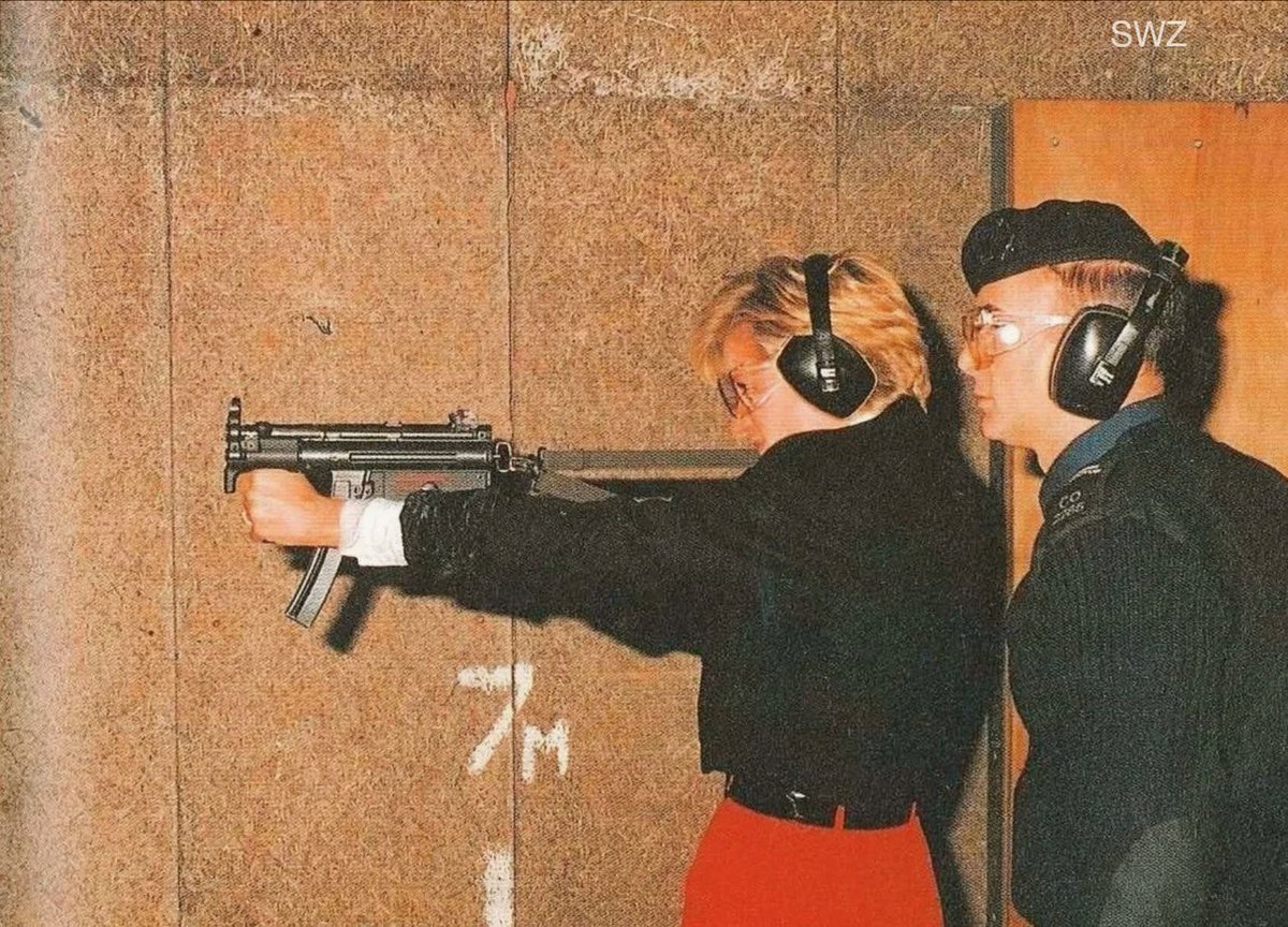 Princess Diana shooting MP5K