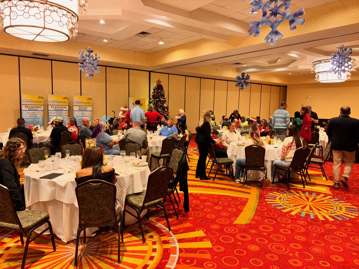 ABCwillhelp's tweet image. Our team had a great time celebrating the holiday season with fellow members of the Suncoast CAI Holiday Breakfast Party! We're grateful for the relationships we've built over this year and look forward to another year!

#CommunityAssociations #FloridaRoofing