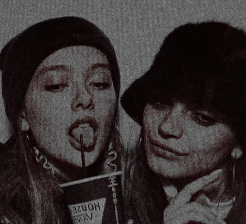 missflzme's tweet image. ⠀

⠀⠀⠀               happy⠀birthday⠀bella &amp;amp; bea!! @cinmoongrll &amp;amp; @nobletribrid

⠀⠀⠀