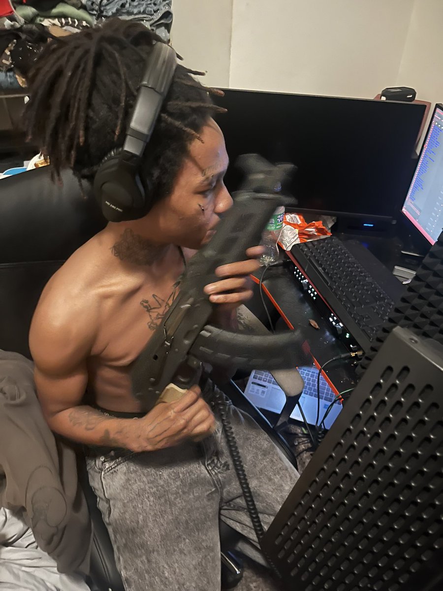 makehersayblatt's tweet image. Fried