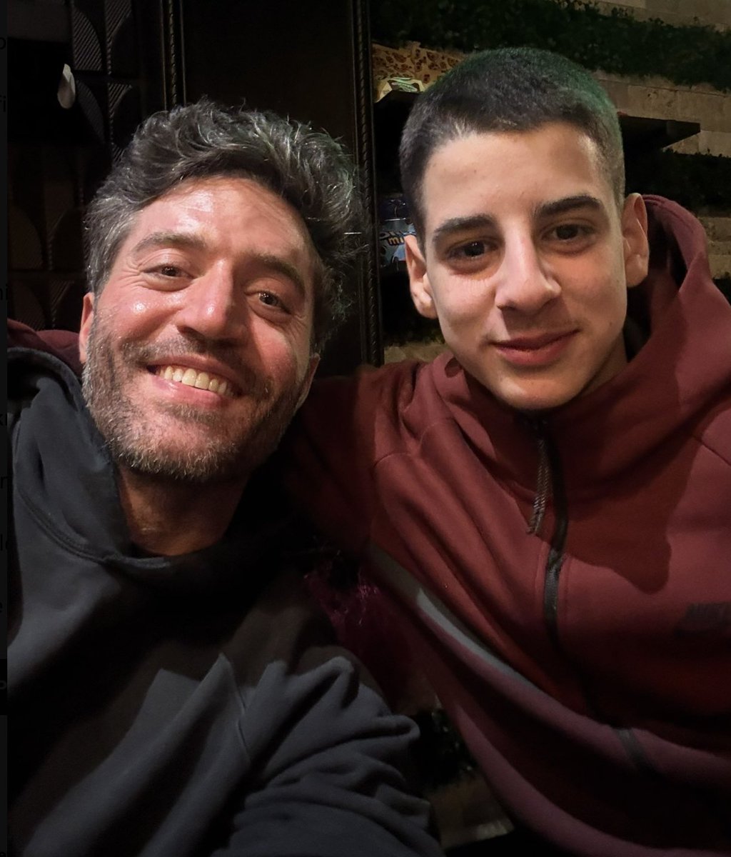 LevineJonathan's tweet image. How old is your "handsome" new friend, Jasper?