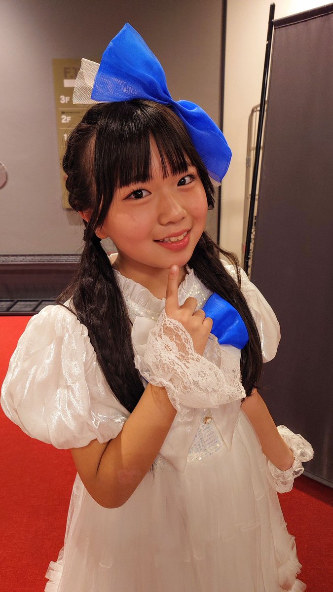 hayato21's tweet image. 年末年始のゆいあちゃん
青がとてもよく似合ってます💙

#LinQKIDS