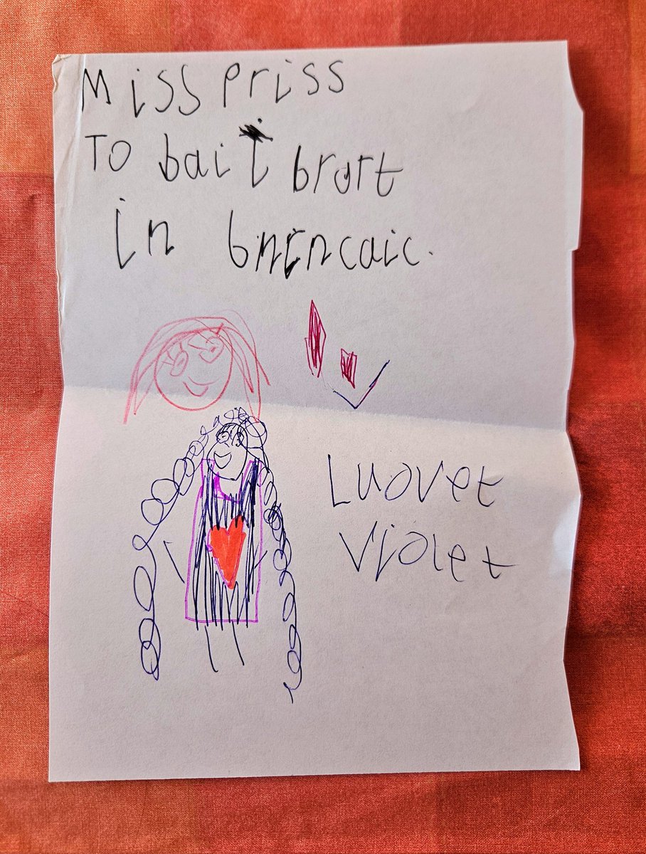 Bookaholic Bex tweet media