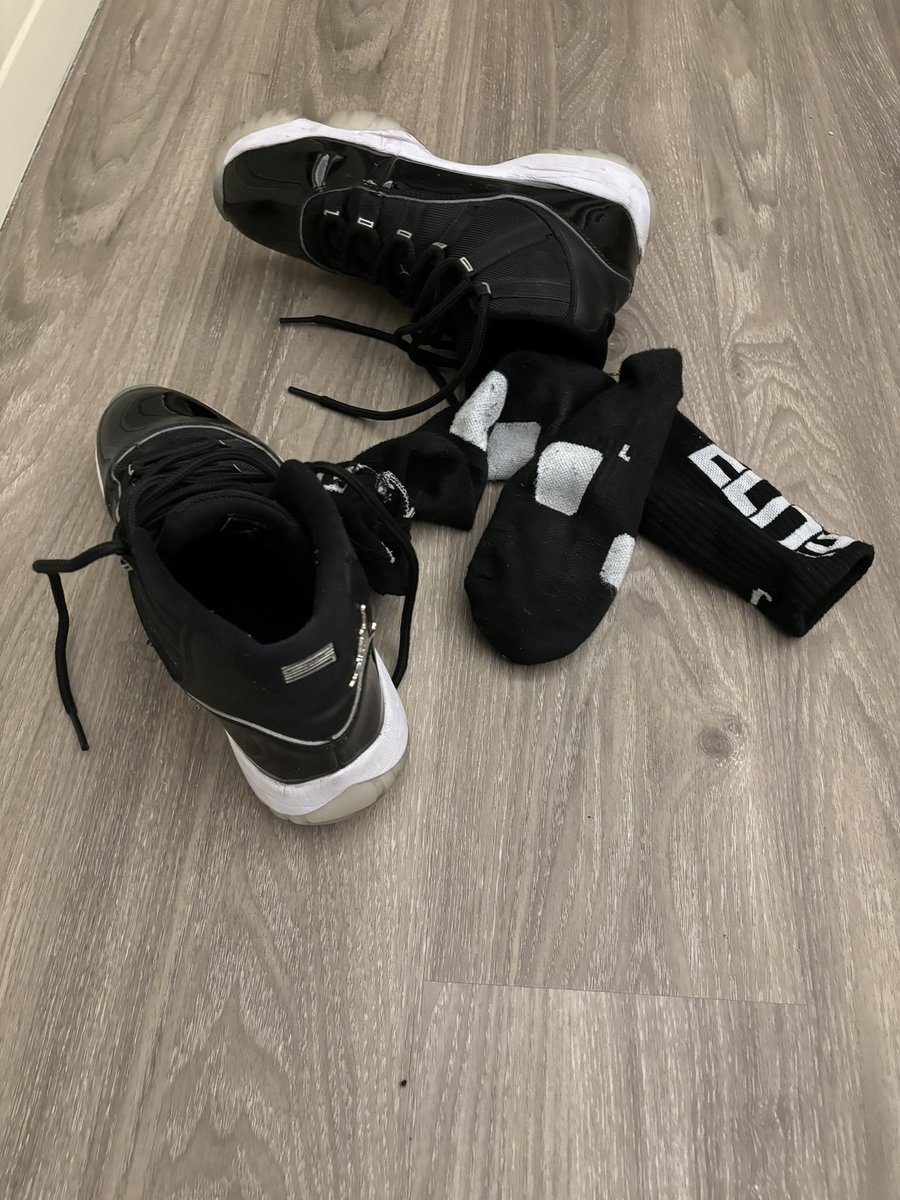 靴厨咂 tweet media