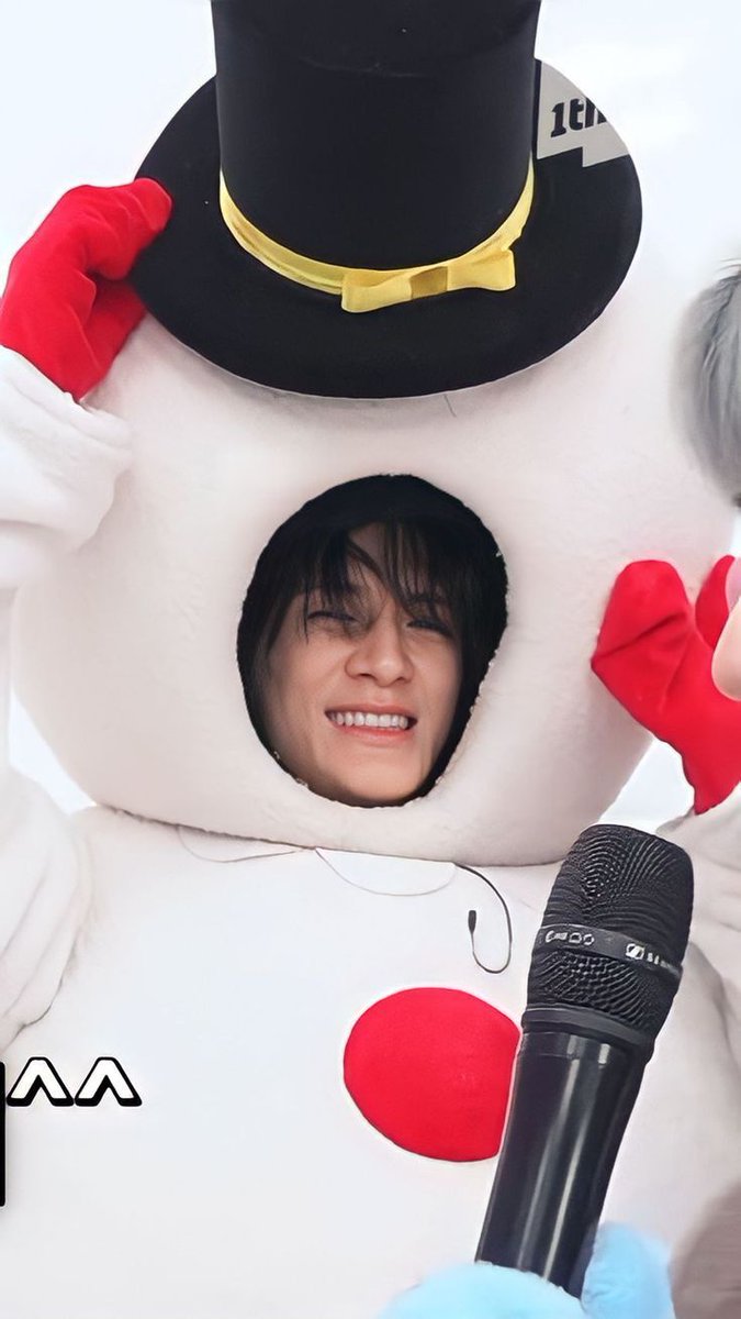 Do you wanna build a snowjeno?? <a href="/yewornch/">Ayin 🐰</a>