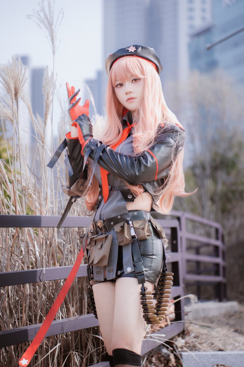 CopperCos's tweet image. Rapi

#NIKKE  #cosplay #Rapi #ニケ #コスプレ #ラピ #니케 #코스프레