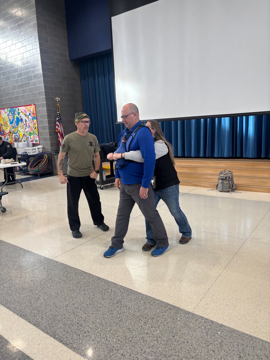 awgenerals's tweet photo. During yesterday's staff work day, the Operations Department received layperson-level CPR/AED and First Aid/Stop the Bleed training.

Many thanks to the Whitehouse Fire Department for helping to ensure our team is ready to help during an emergency.

More:
https://t.co/oi0t1of12K https://t.co/CALbvR2NPS