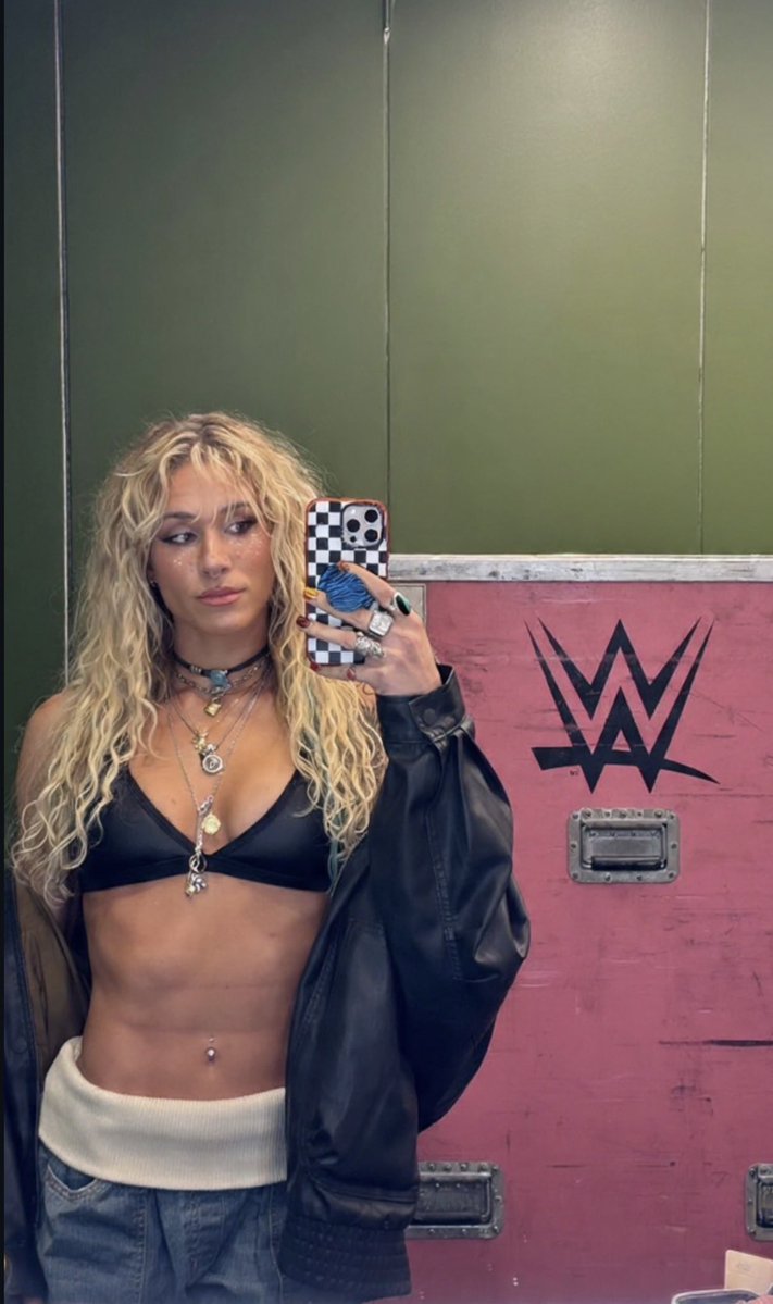 SnatchThatSol's tweet image. I just woke up like this.