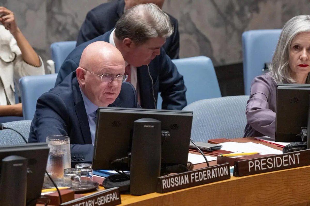❗️🇷🇺🇺🇸🇻🇪Russia called the US invasion of Venezuela a "cynical crime"

Russia officially condemned the US invasion of Venezuela, calling it an act of international aggression. Russia's Permanent Representative to the UN, Vasily Nebenzya, called on Washington to immediately release