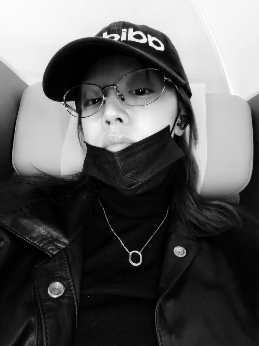 연차 tweet media
