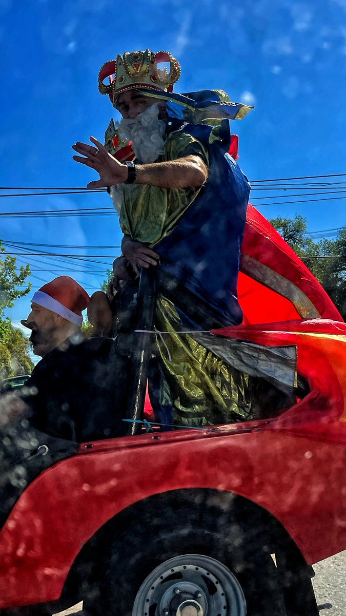 Reyes en La Plata 
<a href="/NoContext_LP/">Out Of Context La Plata</a> 

📸 <a href="/dinocalvo1/">Dino</a>