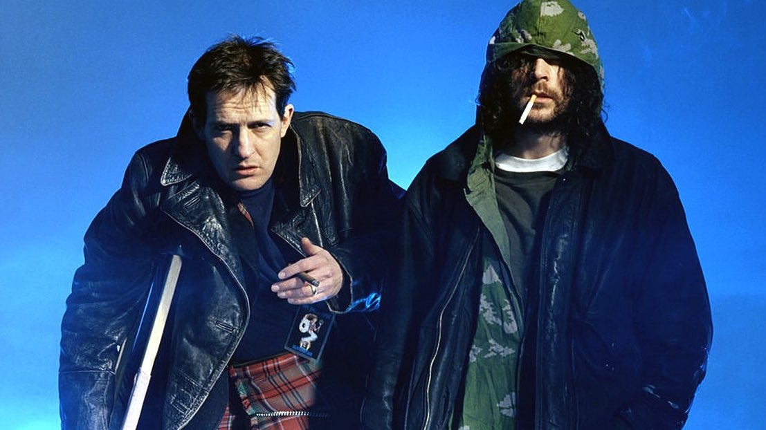 Fake Showbiz News tweet media