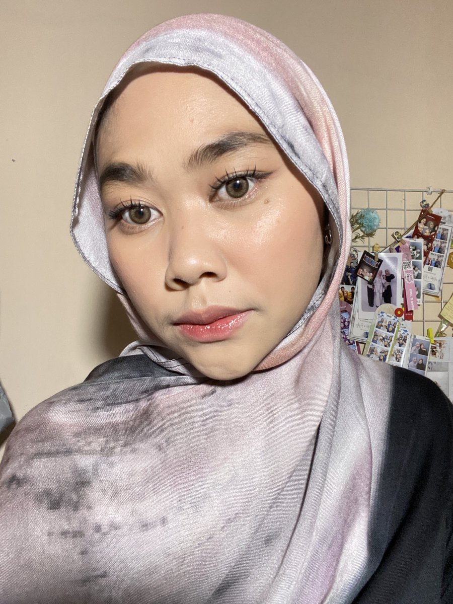 moonlightmoney_'s tweet image. literally udh kecintaaan sama 'pashmina viscose motif'😭😭