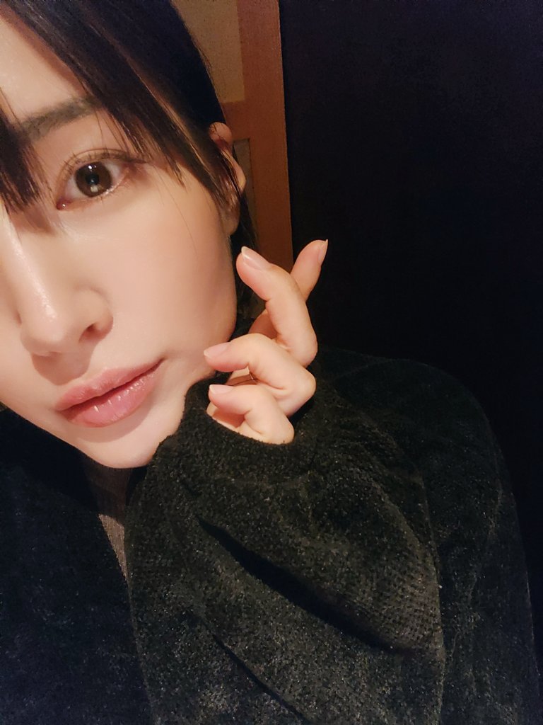 新年のおやつ。
#ギャレットポップコーン 
これすごく美味しい...◎!

今日からお仕事でしたっ。
明日は新年会だあ..♡!

うきうき