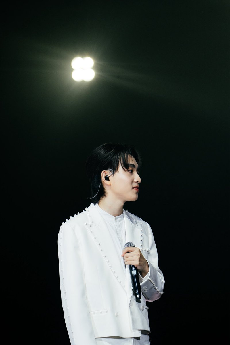 conversation_tl's tweet photo. คิดถึงฉันวันละนิด คิดตอนเธอยังมีสิทธิ์ ชิดวันละนิดก็พอ 🫣💕✨

#ConversationThailand
#Pechkritchanat https://t.co/9MIsZHnlNg