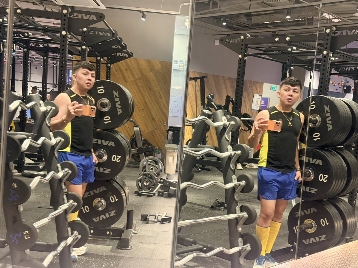 MaolineM's tweet photo. gym, beauty clinic, deposit and driving , that’s how i spend my time each day. https://t.co/UkM67eTeO7