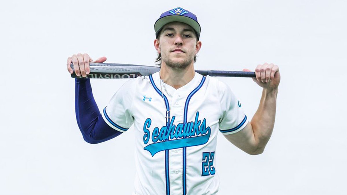 UNCW Baseball tweet media