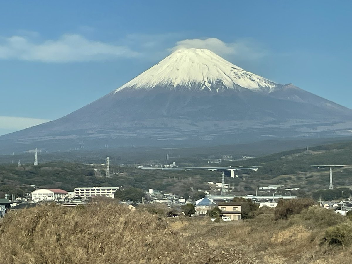昨日の富士山🗻まぁまぁ綺麗に撮れた！久しぶりにE席とったので撮り