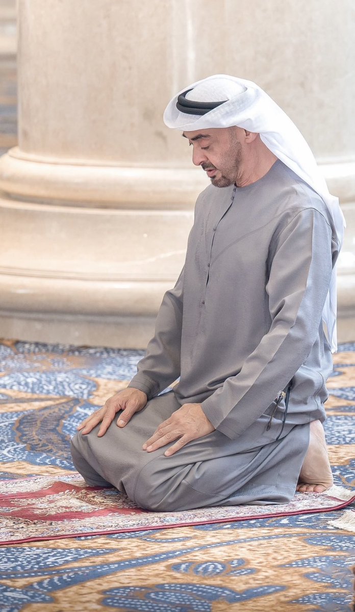 - زعيم الشرق الأوسط : رعاك الله 🤍🇦🇪