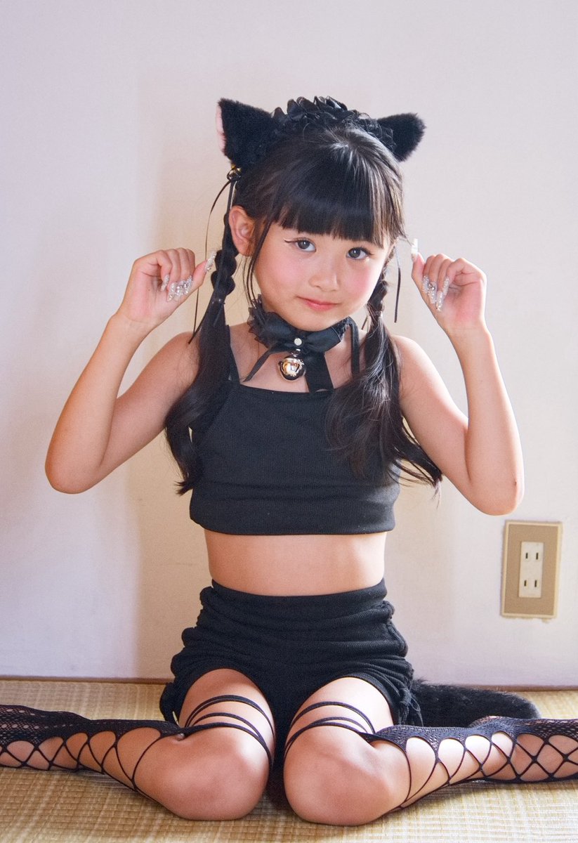 honochaaan5454's tweet photo. 2月のスタートダッシュご予約
嬉しいです😍🍊

2/14 お衣装一覧です♡
今ならほのちゃん満喫プラン（連枠）
可能です🩷
newぴんくほのにゃん披露したいな♡

どれに変身ご希望ですか？🐱🐰？

ご予約はこちら🪄♡
お待ちしてます♡

https://t.co/LPa4LFTW0r https://t.co/zfKrwdJwpS