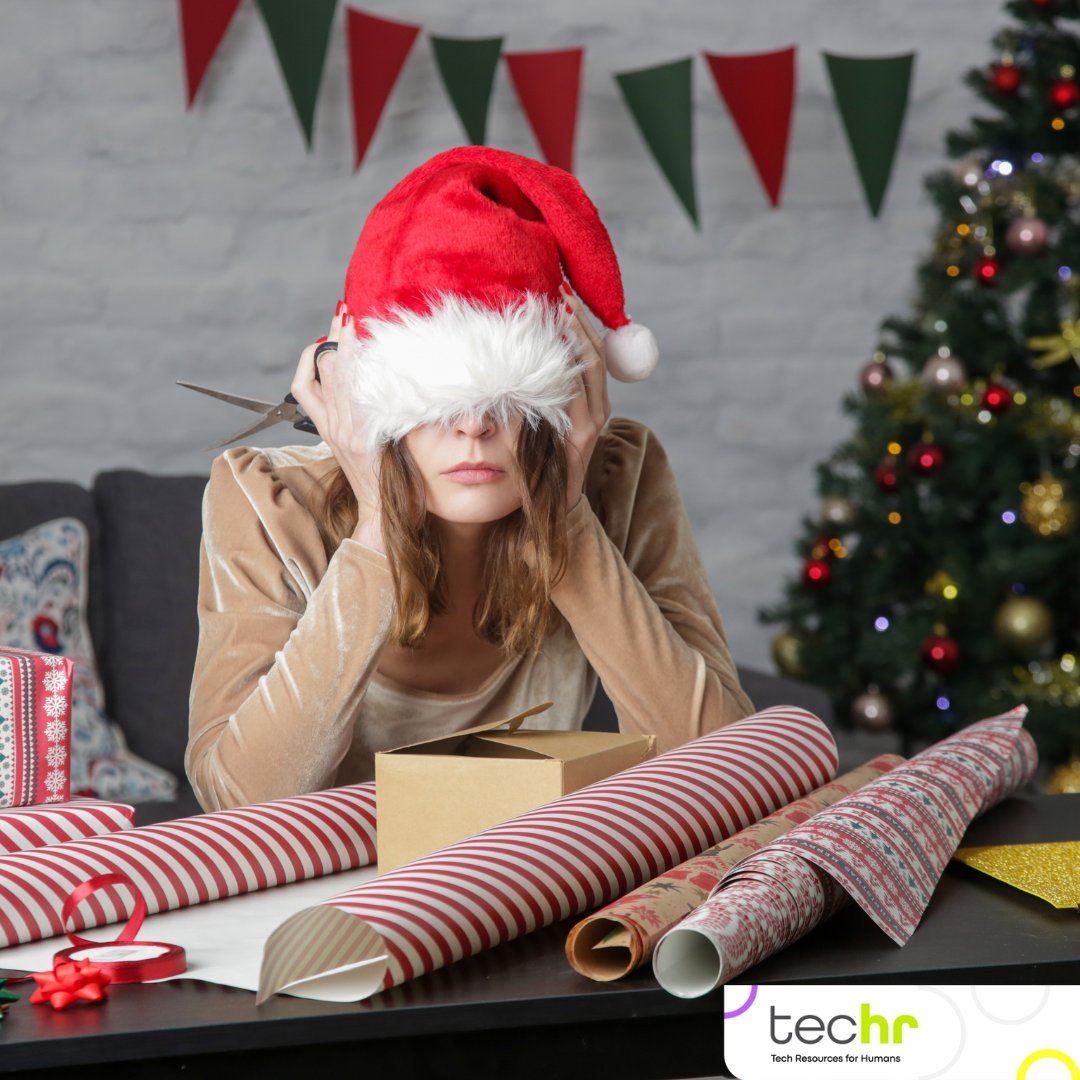 Does the end-of-the-year workload make you worry about your employees? Here are 5 ways to help them manage holiday stress. hubs.la/Q03YXDbb0

#holidaystress #employeewellness