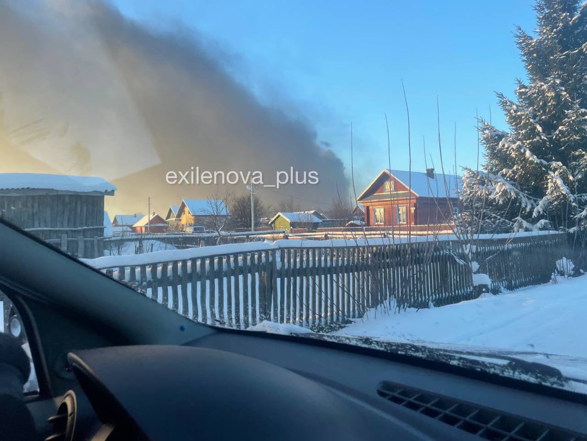 Russian ammunition storage in Neya, kostroma region was targeted tonight. 920km from the frontline.