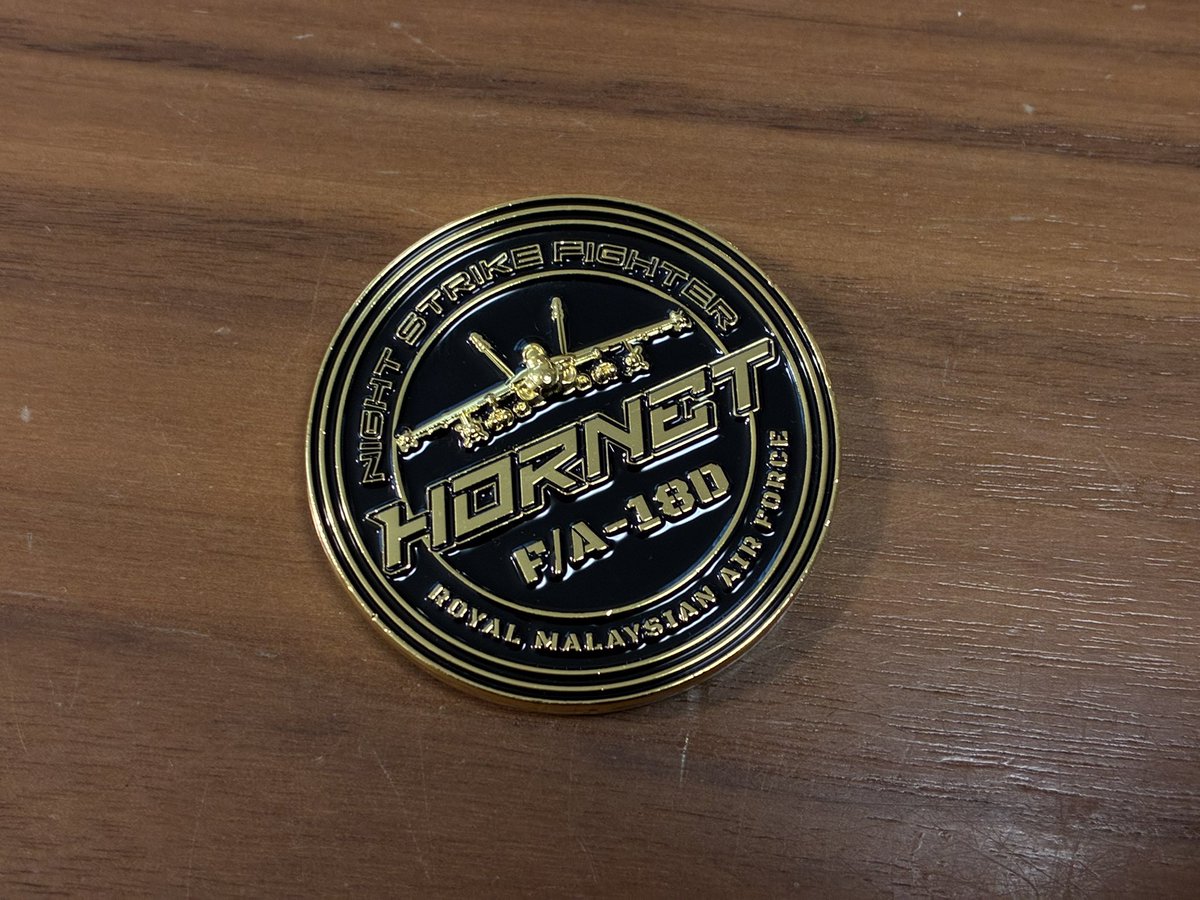 軍 チャレンジ チャレンジコイン マレーシア空軍 F/A-18D 「PIKACHU」 カラーリング