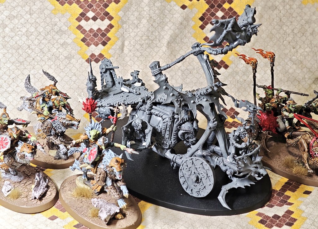 ウォーハンマー生活129日目 クソデカ非人道兵器を仮組み。 これは