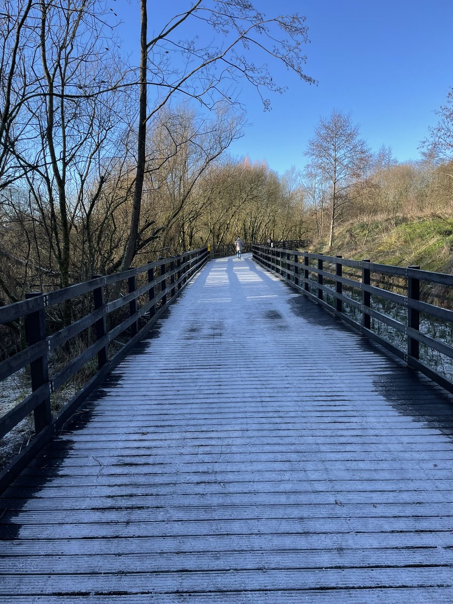DCKC87's tweet image. Frosty morning walks