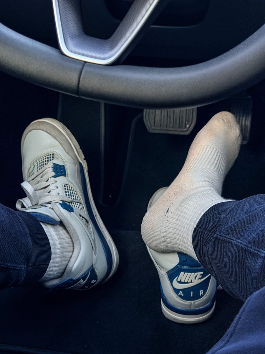 Like him tweet media