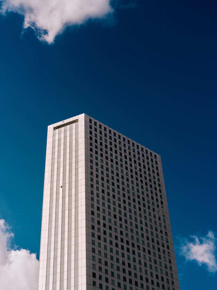 supersub_aka's tweet image. TOKYO "BLUE" SKY