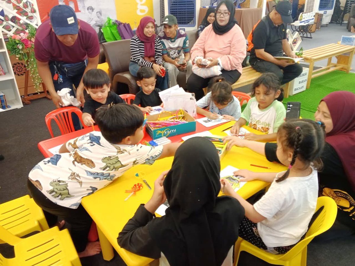 Penang Library tweet media