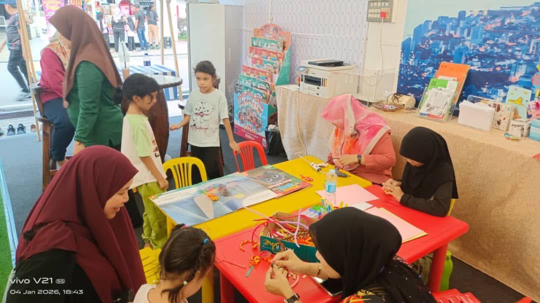 Penang Library tweet media
