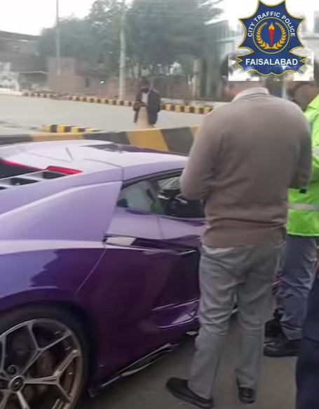 PakWheels.com tweet media