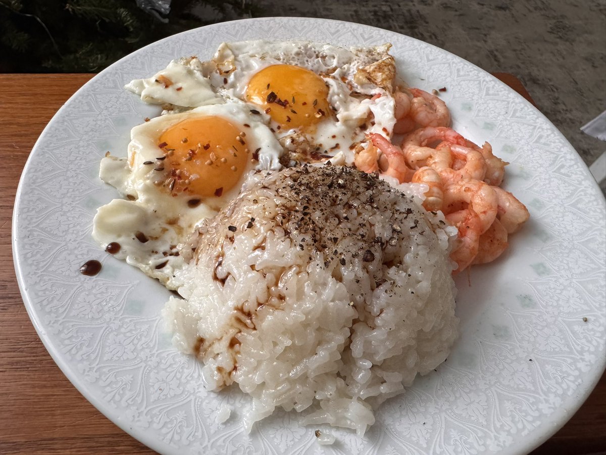 Вторничные ленивые завтраки и они же обеды #НовиковыЖрут