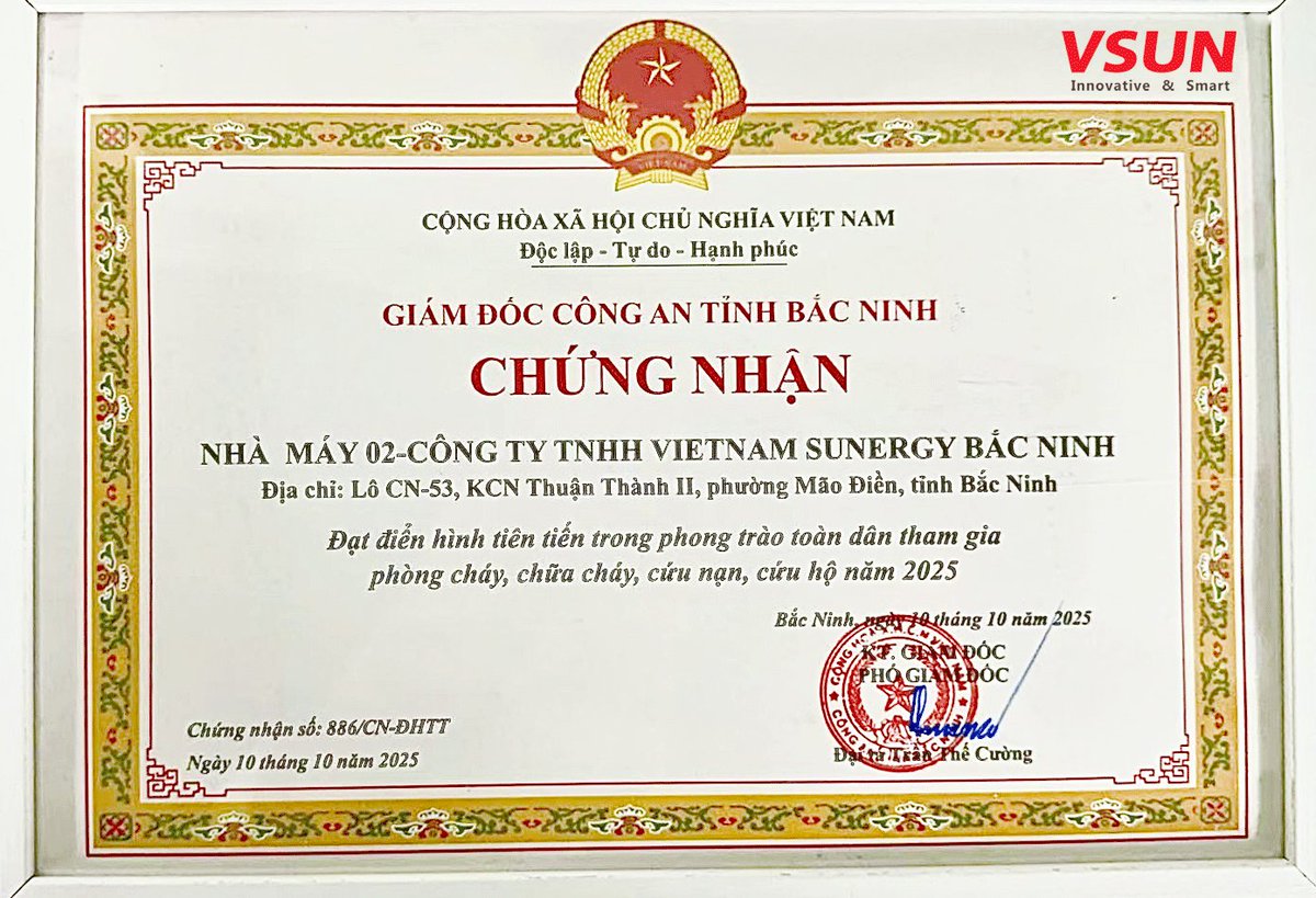 vsun_solar's tweet image. VSUN Vietnam manufacturing site received provincial-level recognition in 2025 for excellence in fire prevention, emergency response, and public security compliance.
In 2026, we remains committed to contributing to a secure and sustainable energy future.💪
#VSUNSOLAR #SolarEnergy