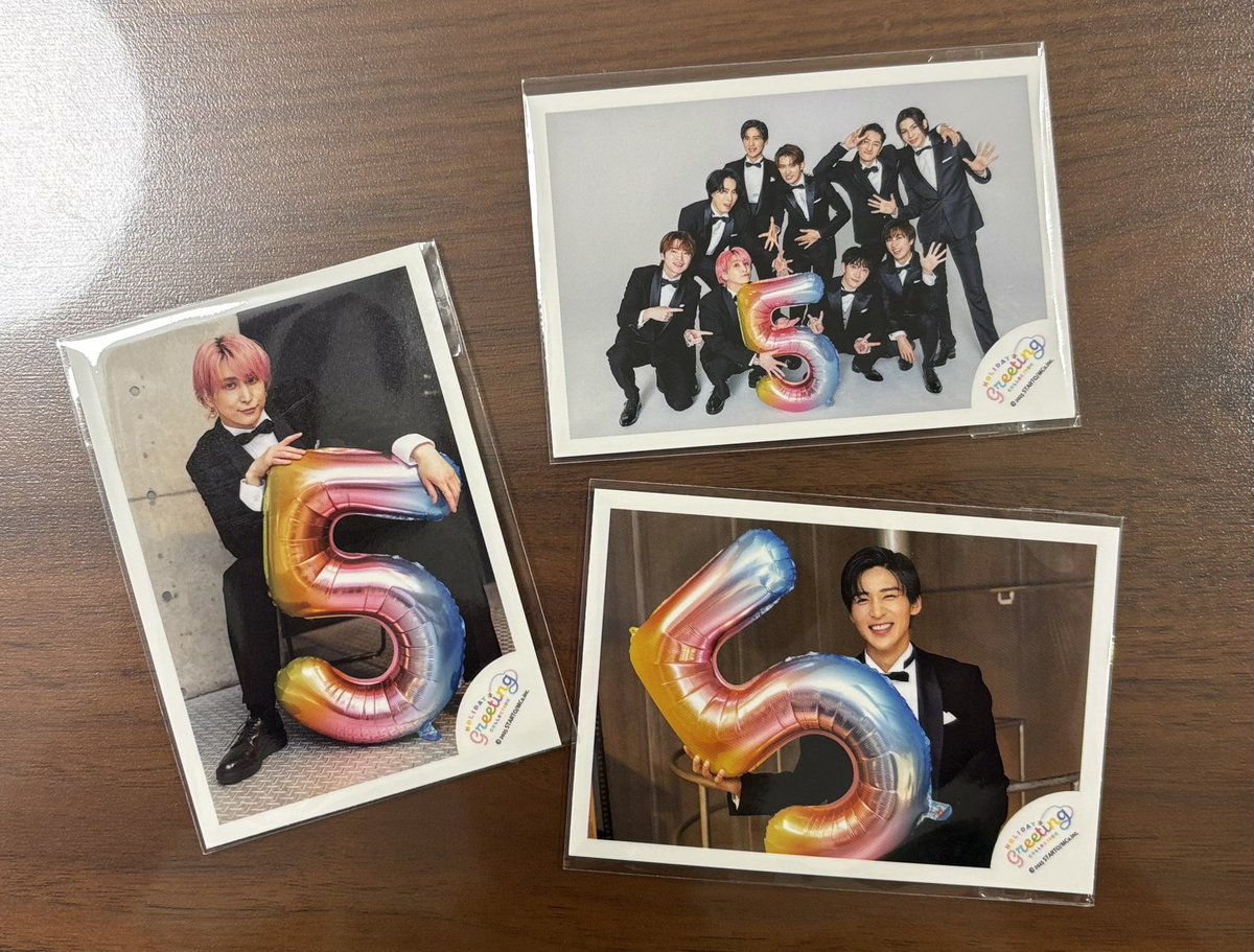 5周年ステッカーいいですな〜😊 #SnowMan #SnowMan5周年