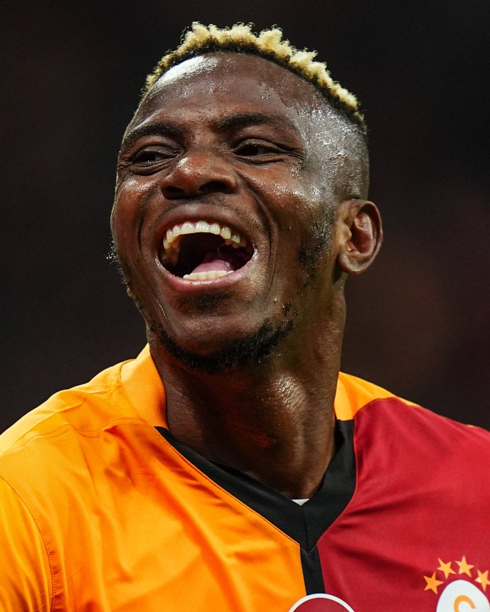 EuropaLeague's tweet image. Victor Osimhen 😤🇳🇬

#UEL