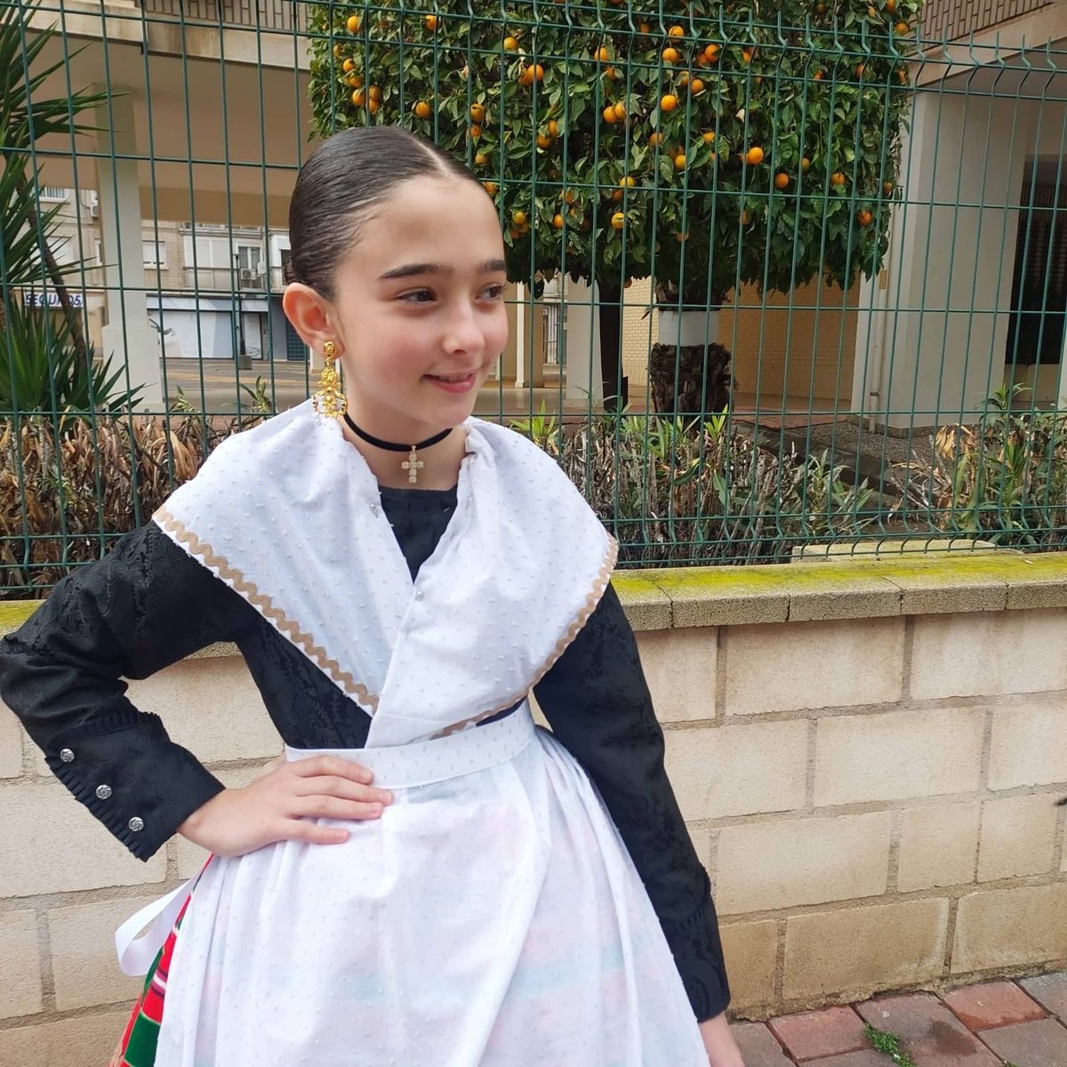 eltablacho's tweet image. Nuestra reina infantil, Sofía, acompañó así de guapa al Nacimiento de la FPH en la Cabalgata de Reyes!