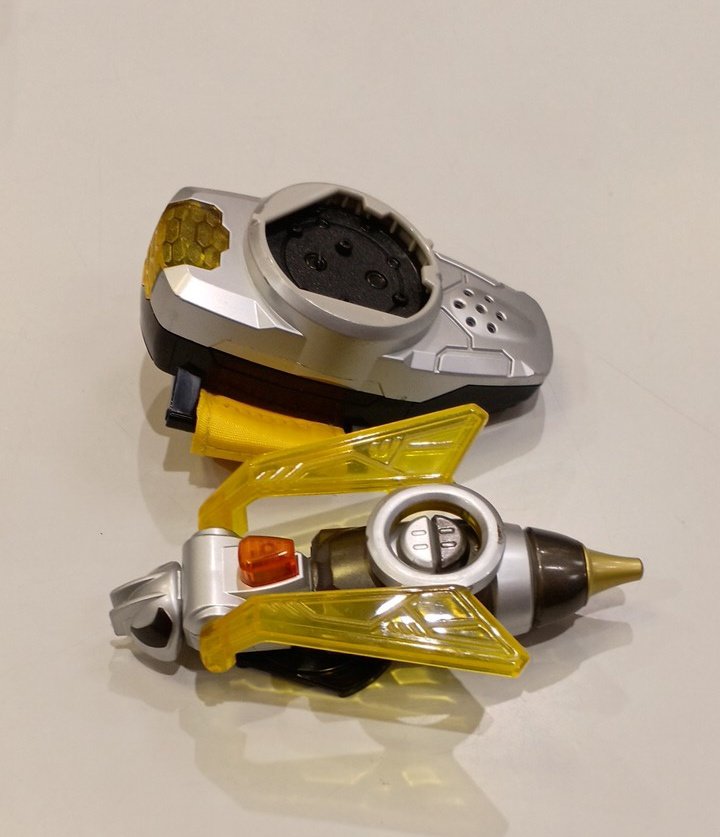 変身ブレス ザビーゼクター買い取り致しました～！