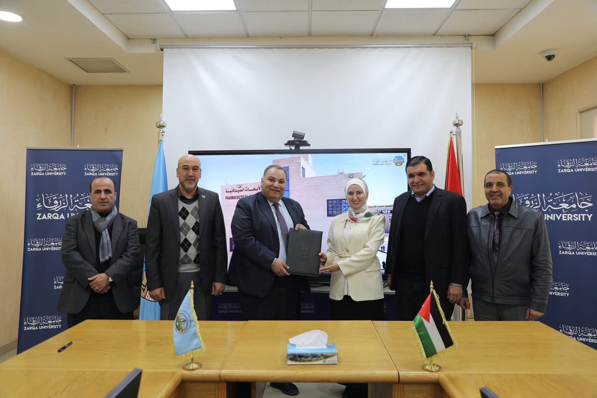 جامعة الزرقاء توقّع مذكرة تفاهم مع مؤسسة يوريكا للتعليم التكنولوجي
وقّعت جامعة الزرقاء، ممثَّلة بكلية تكنولوجيا المعلومات،  يوم الاثنين 5 كانون الثاني 2026، مذكرة تفاهم مع مؤسسة يوريكا للتعليم التكنولوجي، المتخصصة في تطوير مهارات الطلبة في مجالات البحث العلمي والابتكار والاختراع.