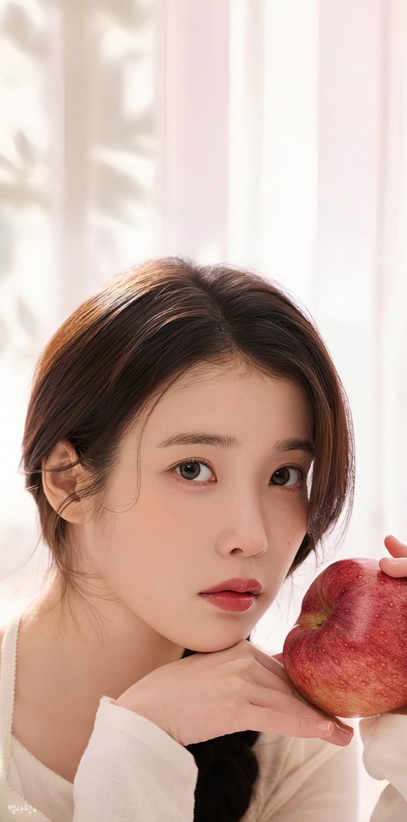 LiXin13's tweet photo. 📱아이유 클라렌 배경화면
📱IU Clalen Wallpapers
#아이유 #IU #Clalen https://t.co/rElR58WTay