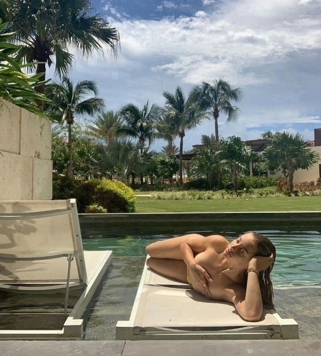 opticoded's tweet image. Beauty awakens the soul to act