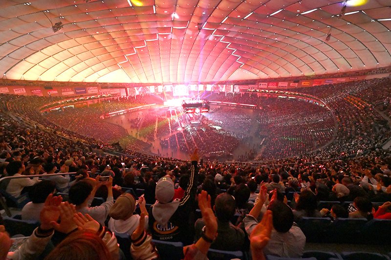Hiroshi Tanahashi announced that Wrestle Kingdom 20 was watched live by 155,000 people. The nationwide broadcast later on TV Asahi being the first time for wrestling in japan on prime time in more than 20 years was watched by 3.5 million people. The most successful WK ever.
