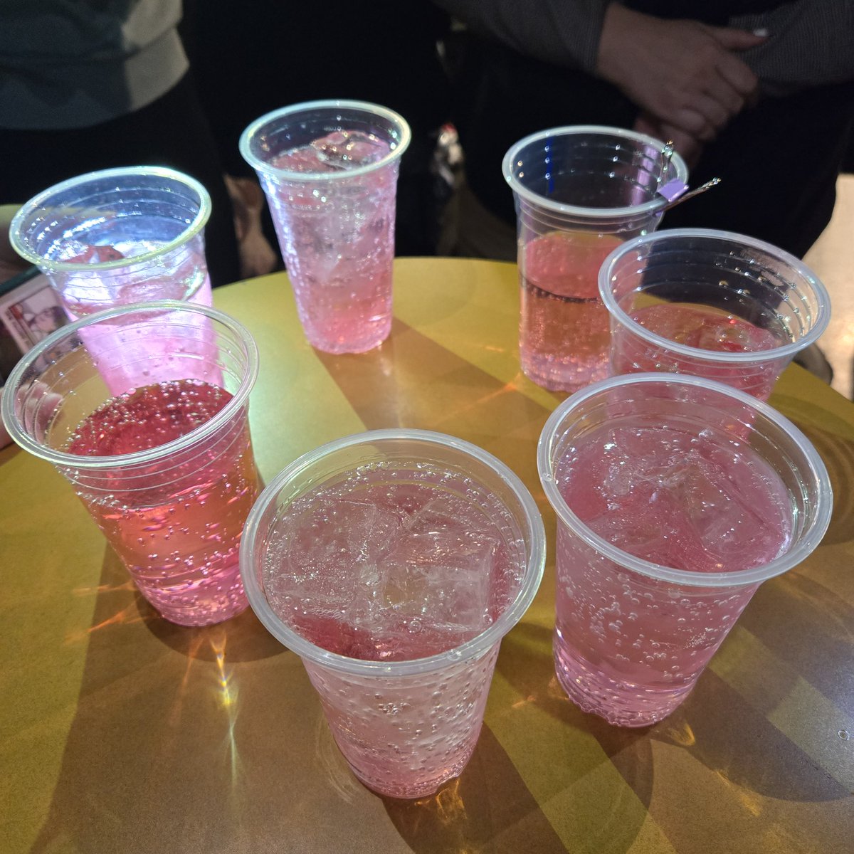 みんな〜楽しい会ですよ〜
怖くないよ〜
入会お待ちしてます〜

#シビトノ巣