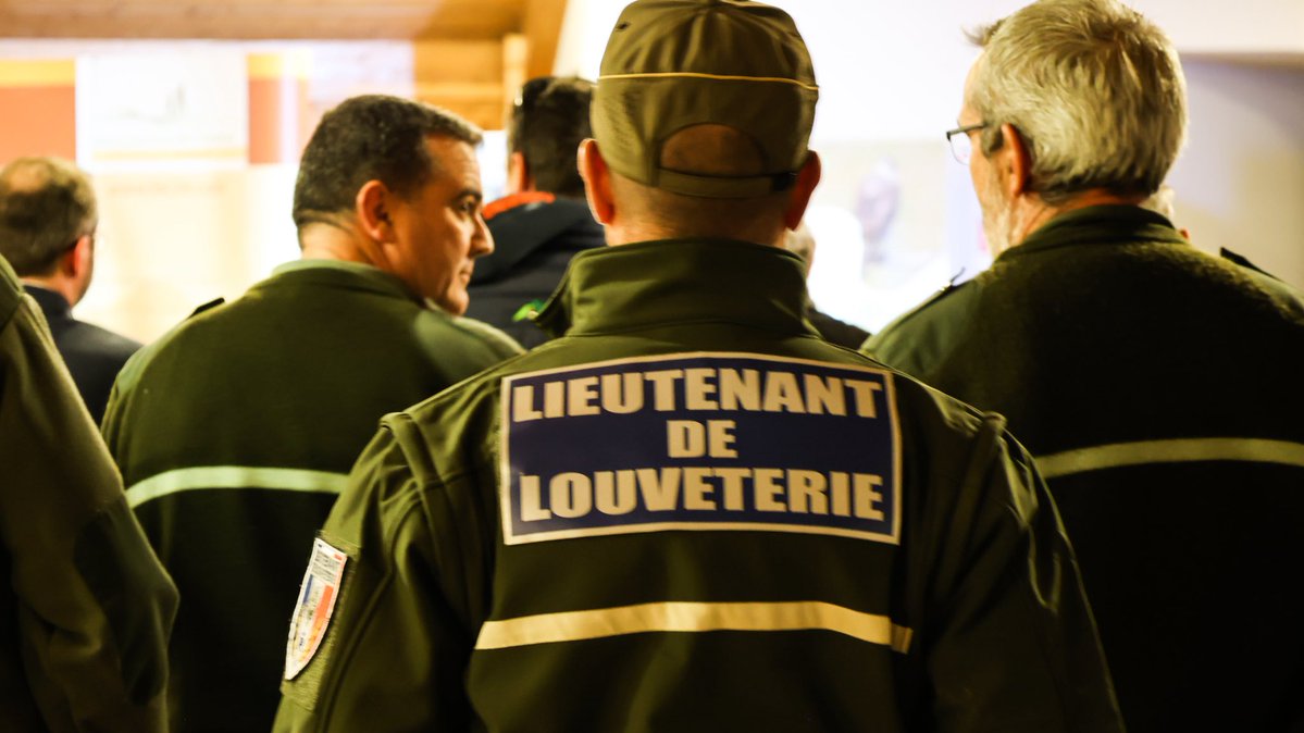 Manon_Bouquin's tweet image. Le marathon des vœux 2026 s’ouvre avec les chasseurs de l’Hérault !

Piliers de la biodiversité et de nos traditions locales, ils jouent un rôle essentiel dans l’équilibre rural.

Merci au Président Max Alliès pour son invitation.